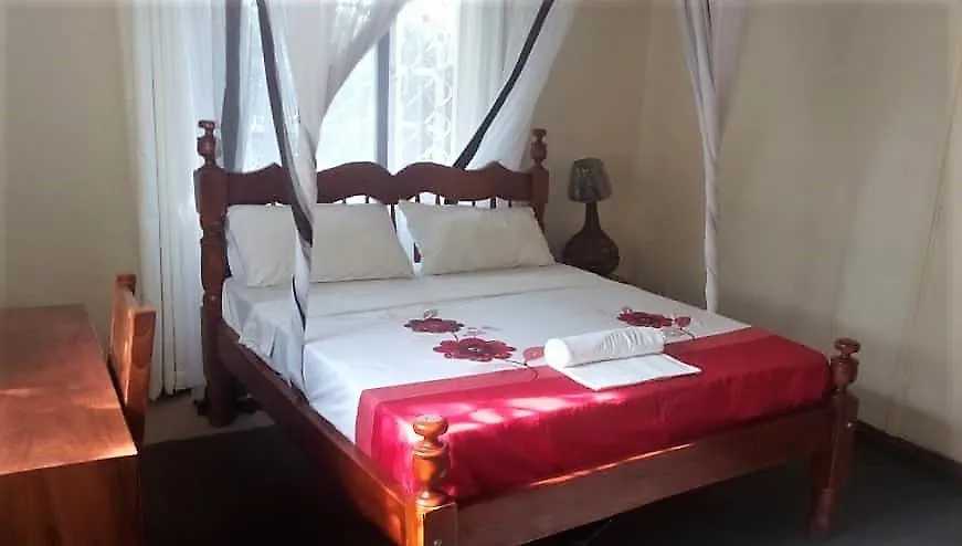 Muyenga Garden House Panzió Kampala