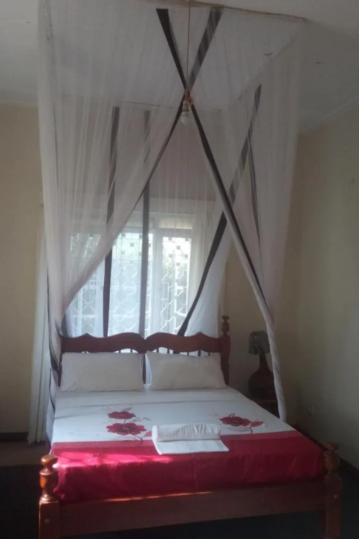 Bed & Breakfast Muyenga Garden House Bed and Breakfast Kampala